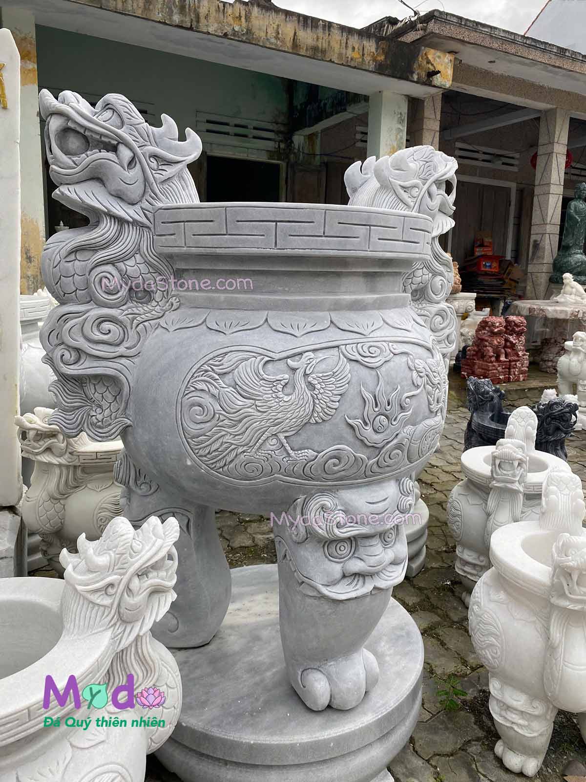 Lư Hương chạm rồng đá Cẩm Thạch Trắng Xám