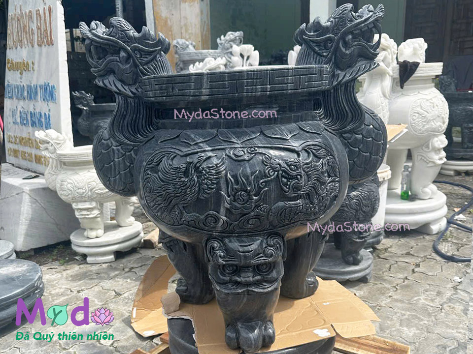 Lư Hương chạm rồng đá Cẩm Thạch Đen