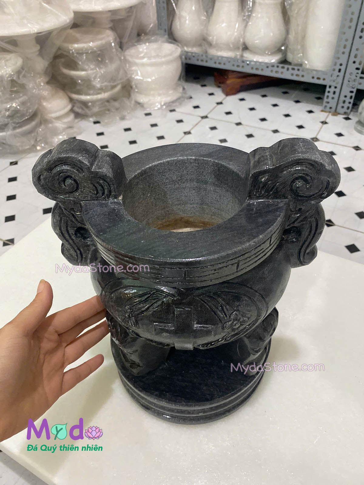 Lư Hương Công Giáo đá Cẩm Thạch Đen