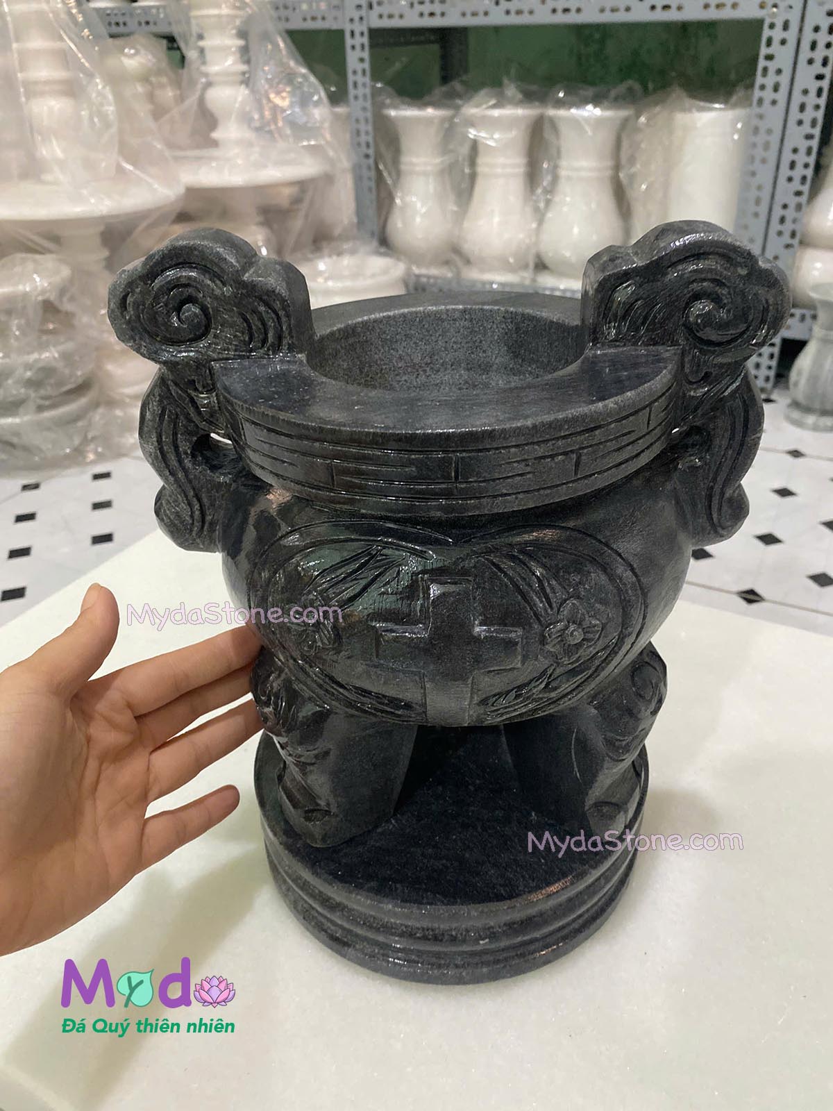 Lư Hương Công Giáo đá Cẩm Thạch Đen