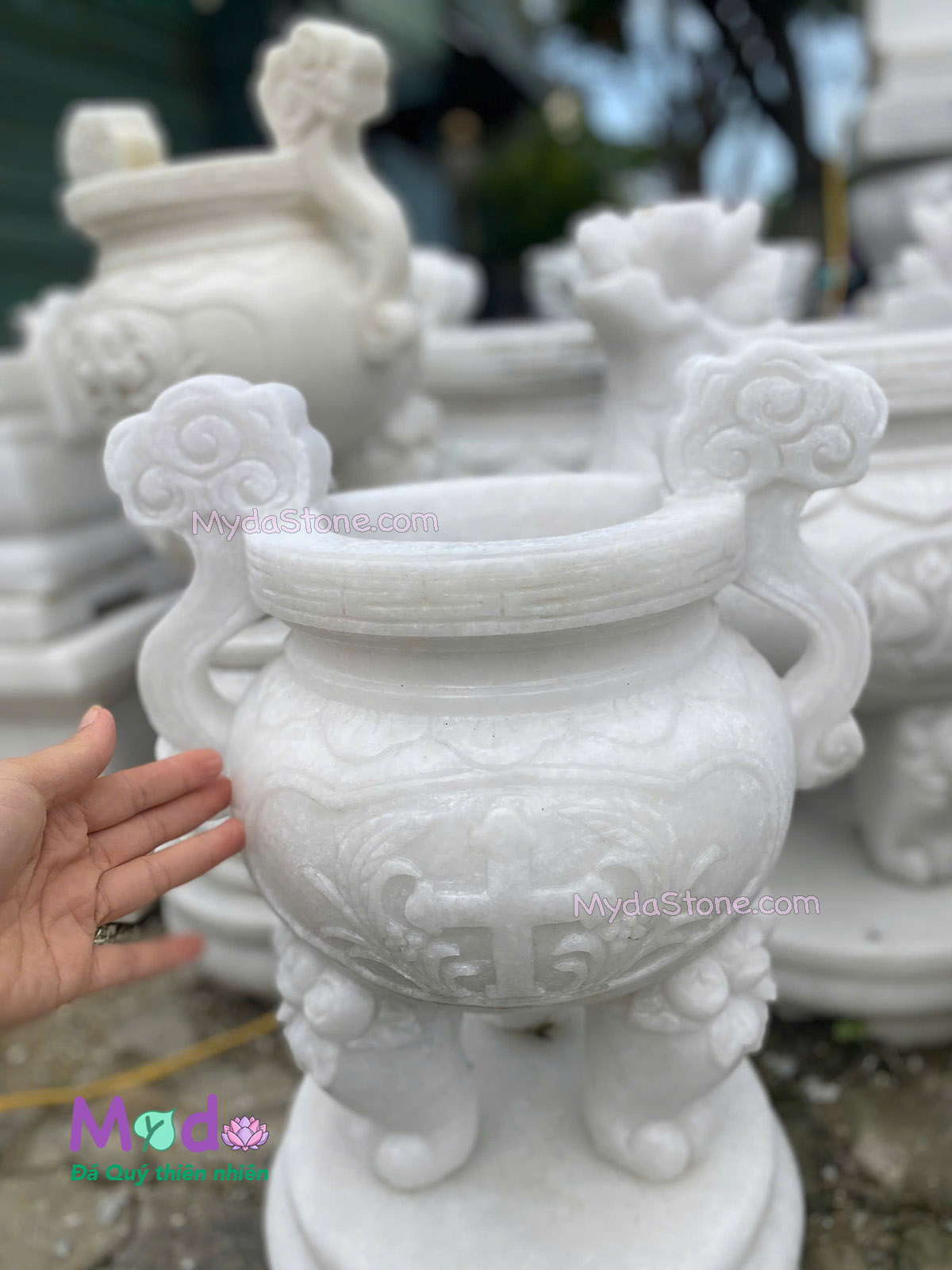 Lư Hương Công Giáo đá Cẩm Thạch Trắng