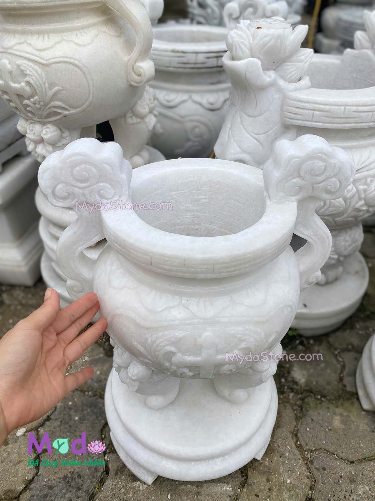 Lư Hương Công Giáo đá Cẩm Thạch Trắng