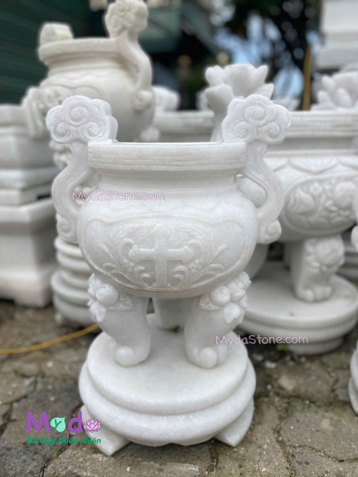 Lư Hương Công Giáo đá Cẩm Thạch Trắng