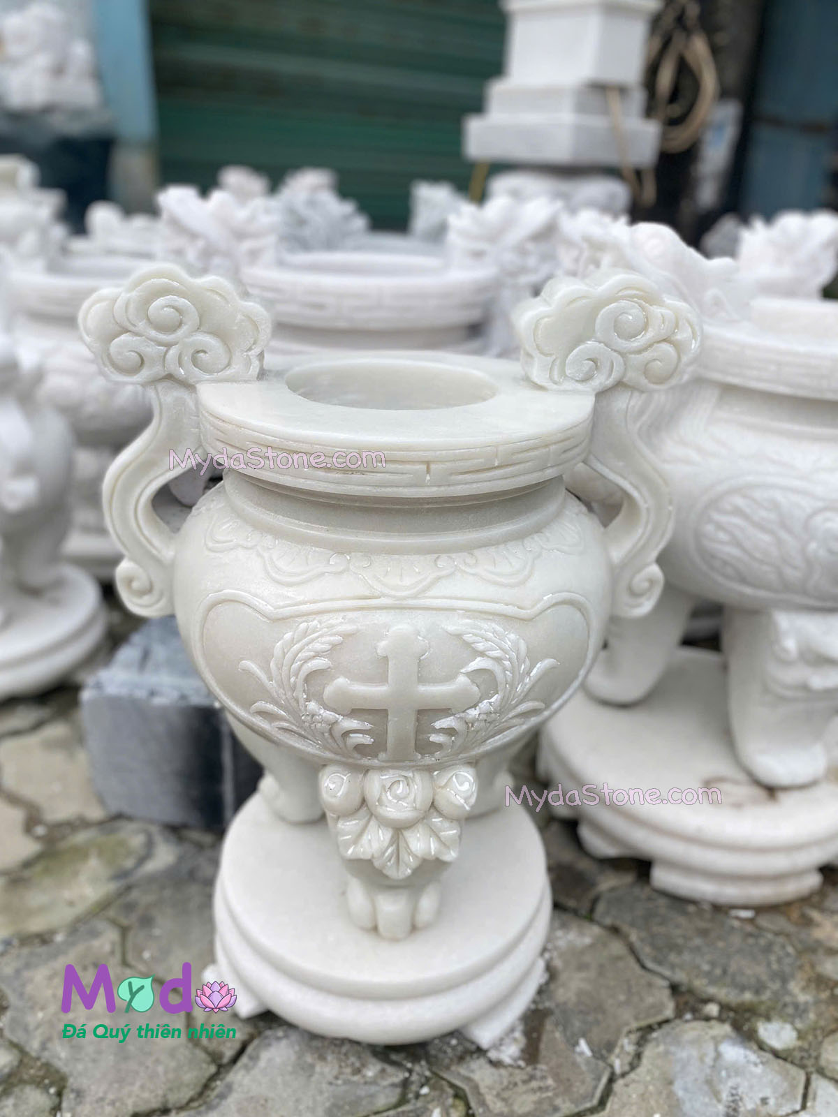 Lư Hương Công Giáo đá Cẩm Thạch Trắng
