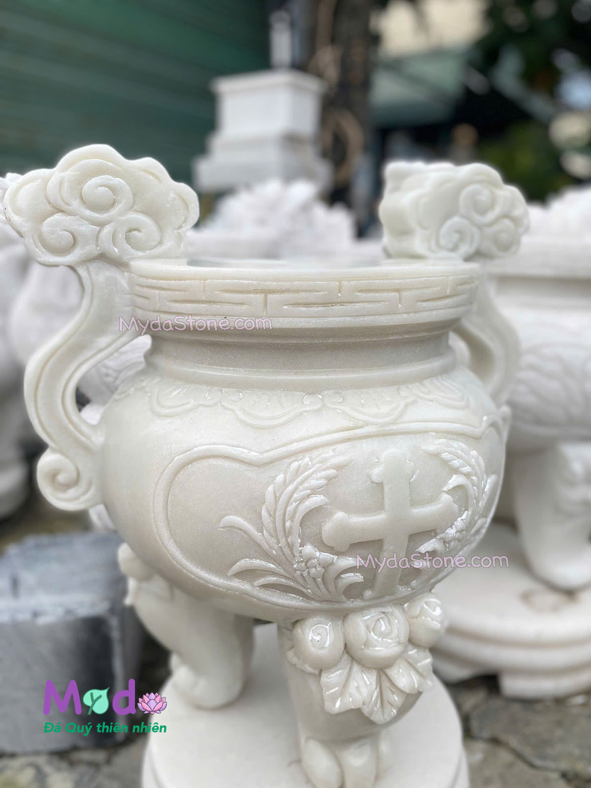 Lư Hương Công Giáo đá Cẩm Thạch Trắng