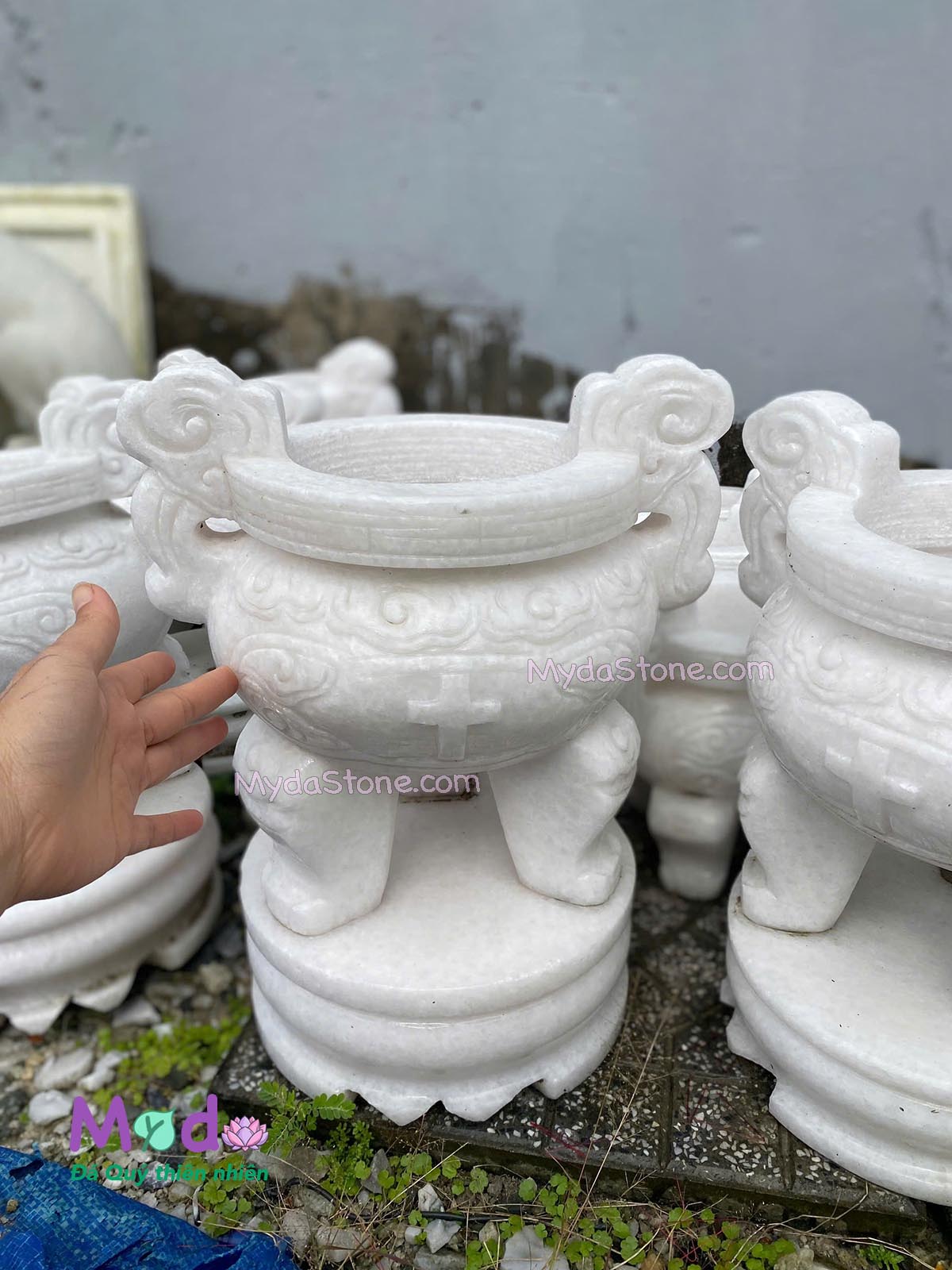 Lư Hương Công Giáo đá Cẩm Thạch Trắng