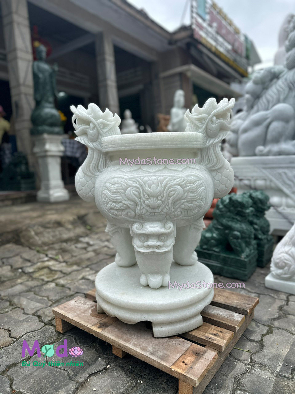 Lư Hương chạm rồng đá Cẩm Thạch Trắng