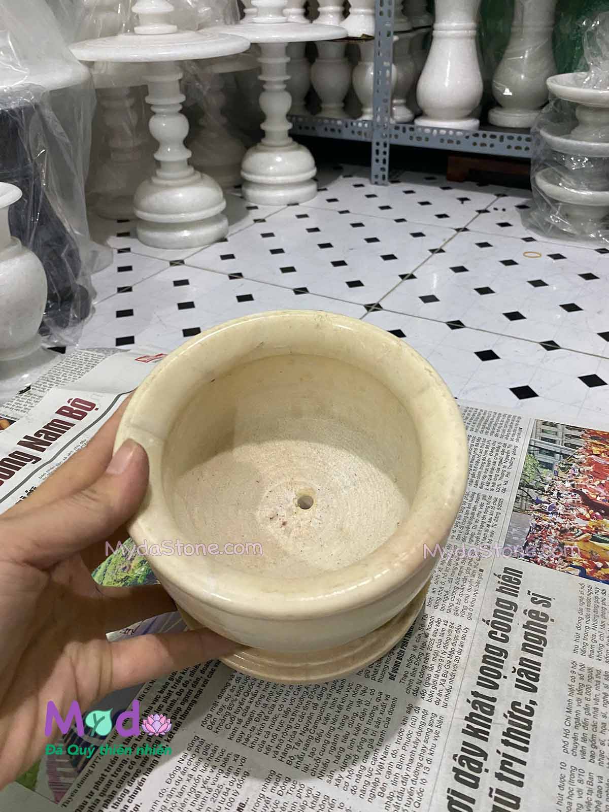 Lư Hương đá Cà Rốt Vàng