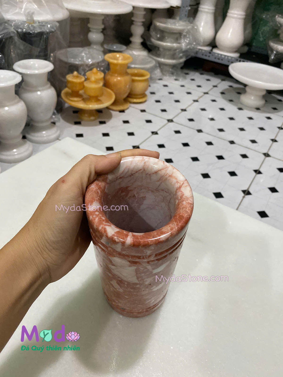 Ống đựng Nhang Hương đá Đỏ Thanh Hóa
