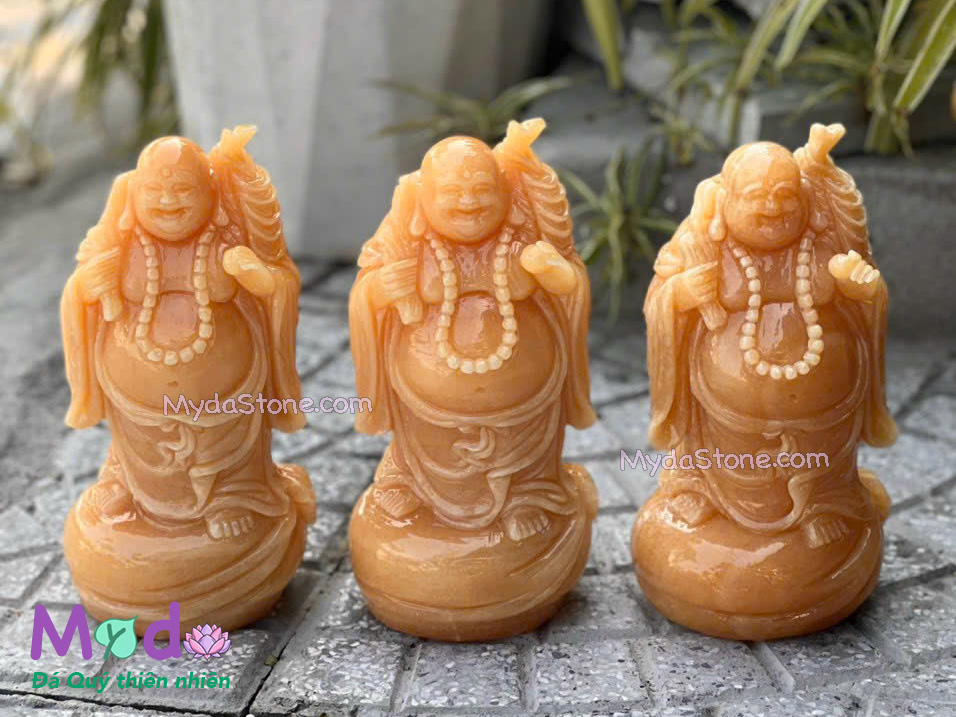Tượng Phật Di Lặc vác bao tiền đá Ngọc Hoàng Long