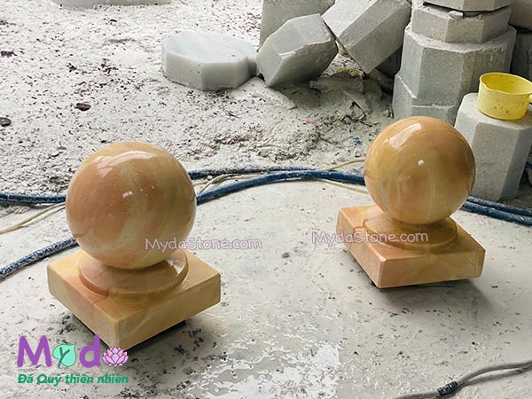 Quả Cầu để Trụ Cổng đá Cà Rốt Vàng