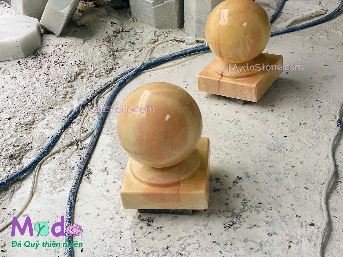 Quả Cầu để Trụ Cổng đá Cà Rốt Vàng