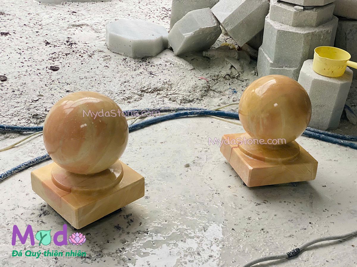 Quả Cầu để Trụ Cổng đá Cà Rốt Vàng