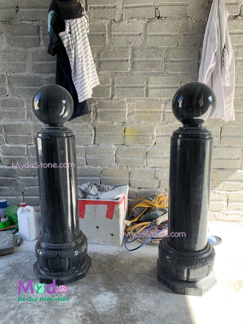 Quả Cầu Đá để trụ cổng đá Cẩm Thạch Đen