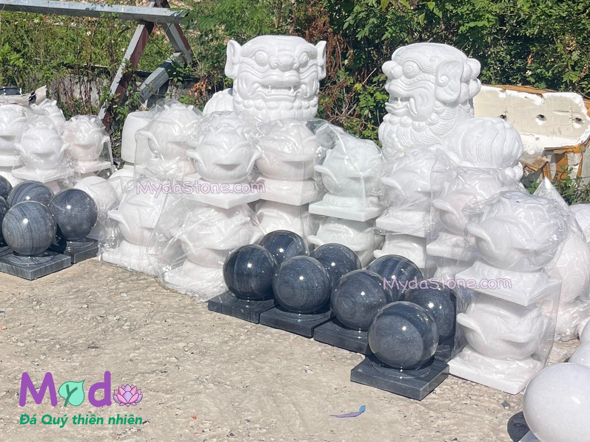 Quả Cầu Đá để trụ cổng đá Cẩm Thạch Đen