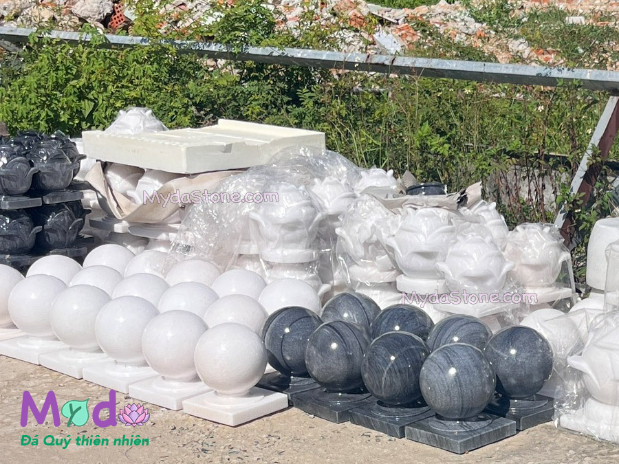 Quả Cầu Đá để trụ cổng đá Cẩm Thạch Đen