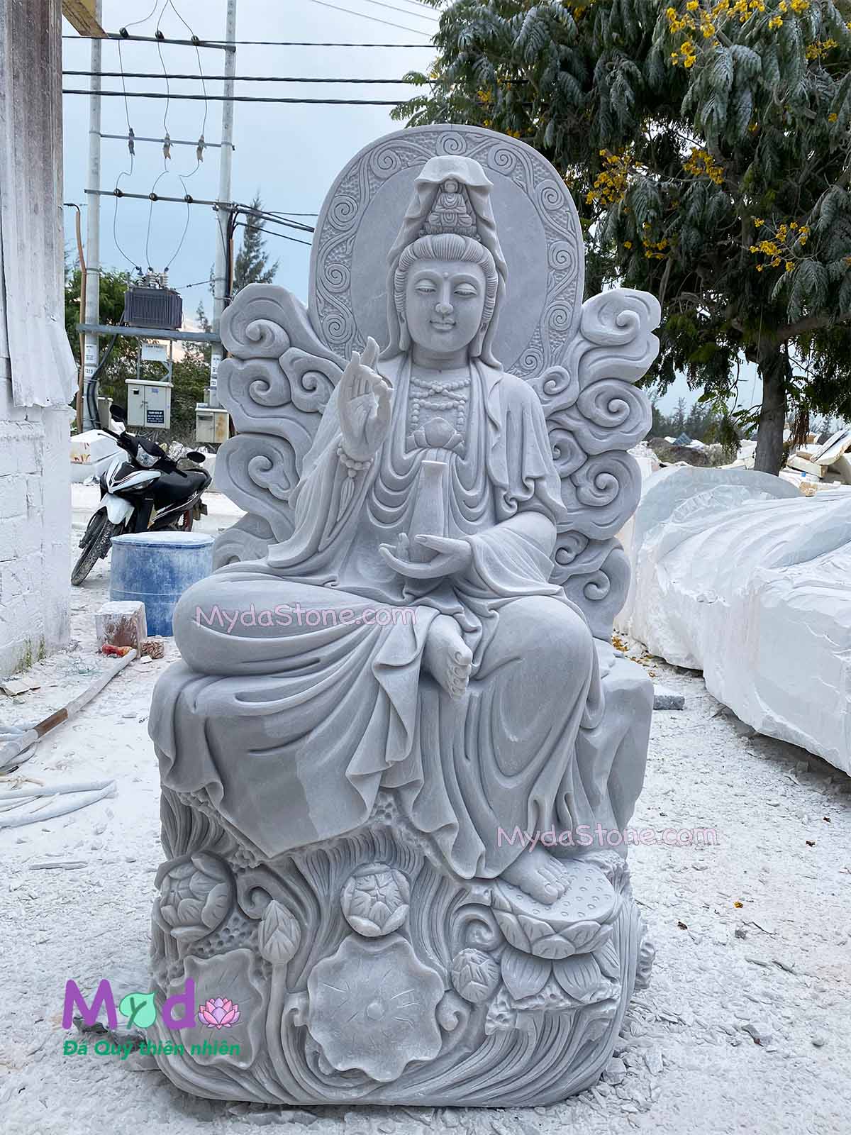 Tượng Phật Quan Âm Tự Tại đá Cẩm Thạch Trắng Xám