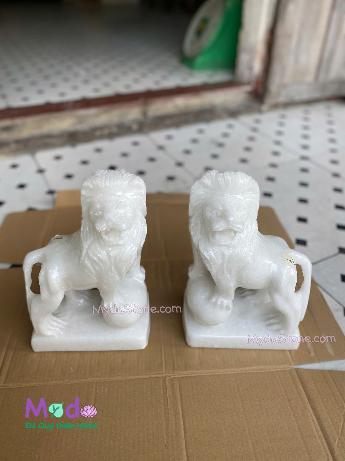 Tượng Sư Tử để Mộ đá Cẩm Thạch Trắng
