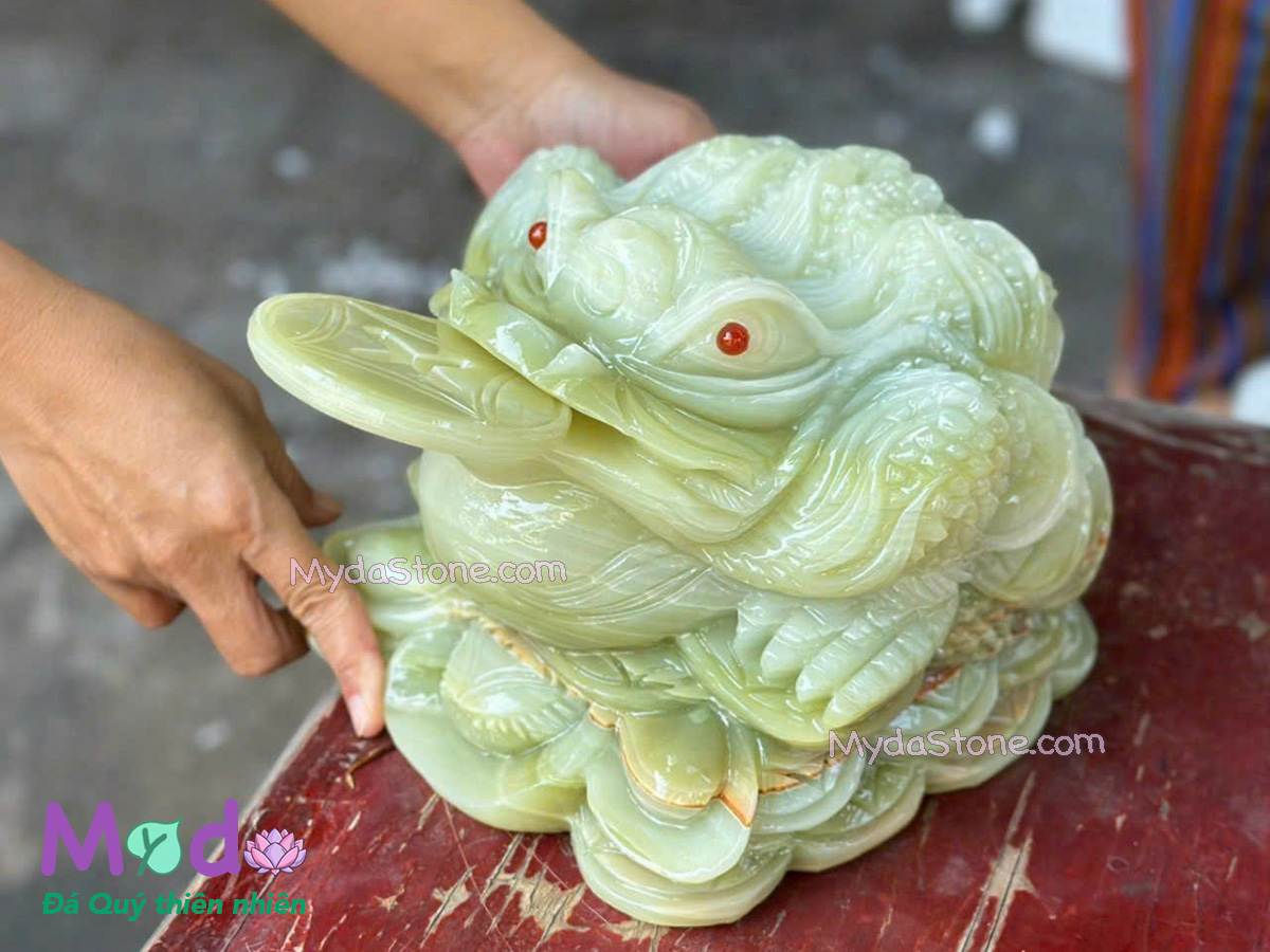 Tượng Cóc Thiềm Thừ đá Ngọc Xanh Pakistan