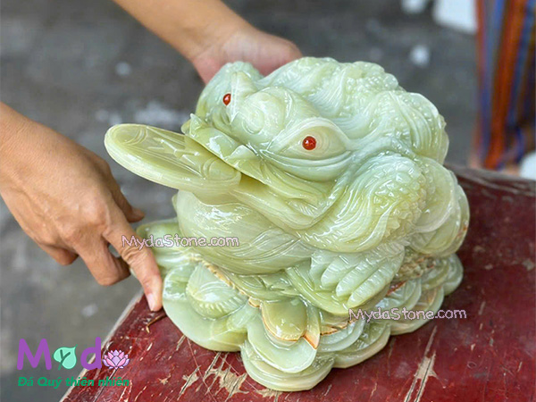 Tượng Cóc Thiềm Thừ đá Ngọc Xanh Pakistan