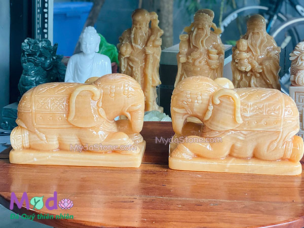 Tượng Voi Quỳ đá Ngọc Hoàng Long