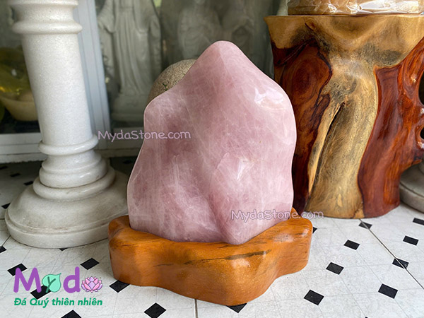 Trụ Đá Phong Thuỷ đá Thạch Anh Hồng