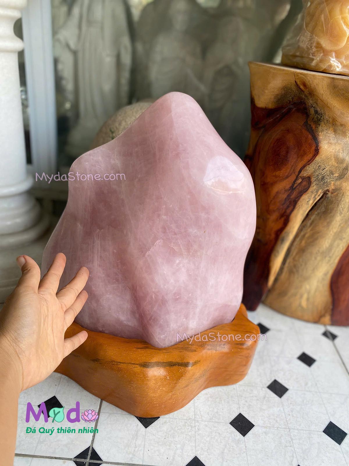 Trụ Đá Phong Thuỷ đá Thạch Anh Hồng
