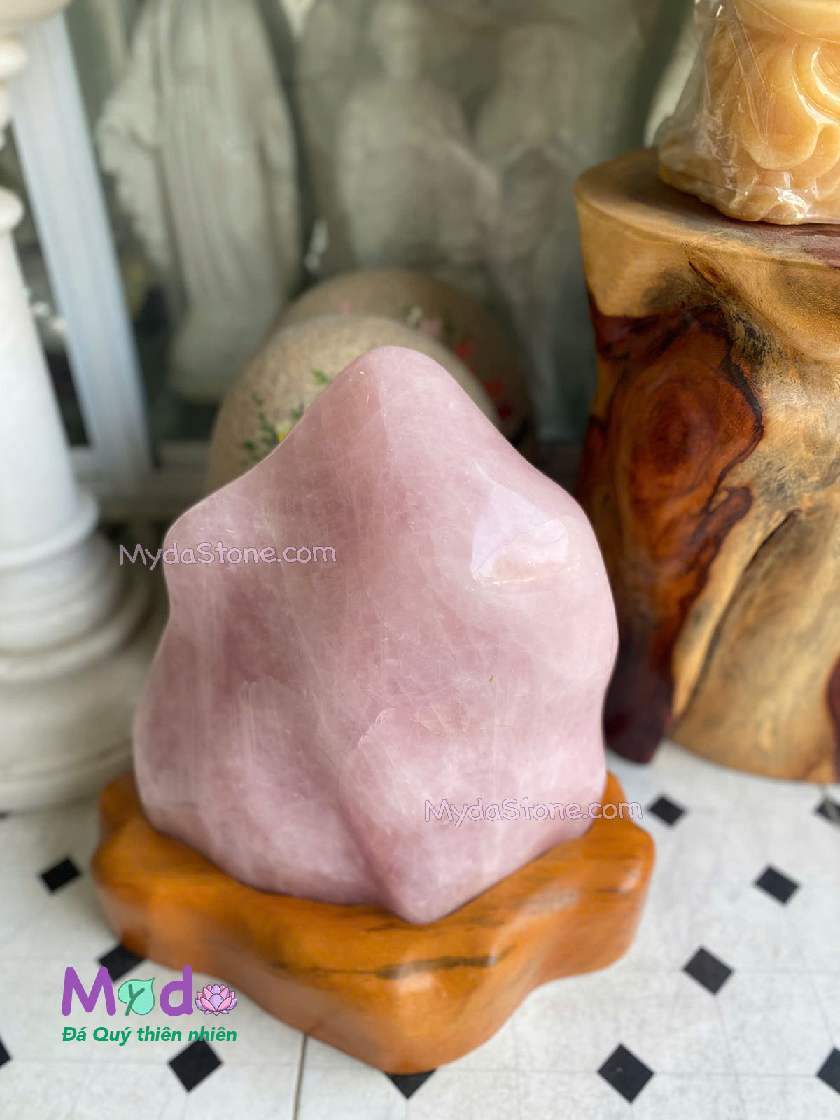 Trụ Đá Phong Thuỷ đá Thạch Anh Hồng