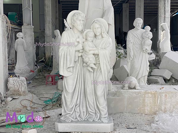 Tượng Gia Đình Thánh Gia đá Cẩm Thạch Trắng