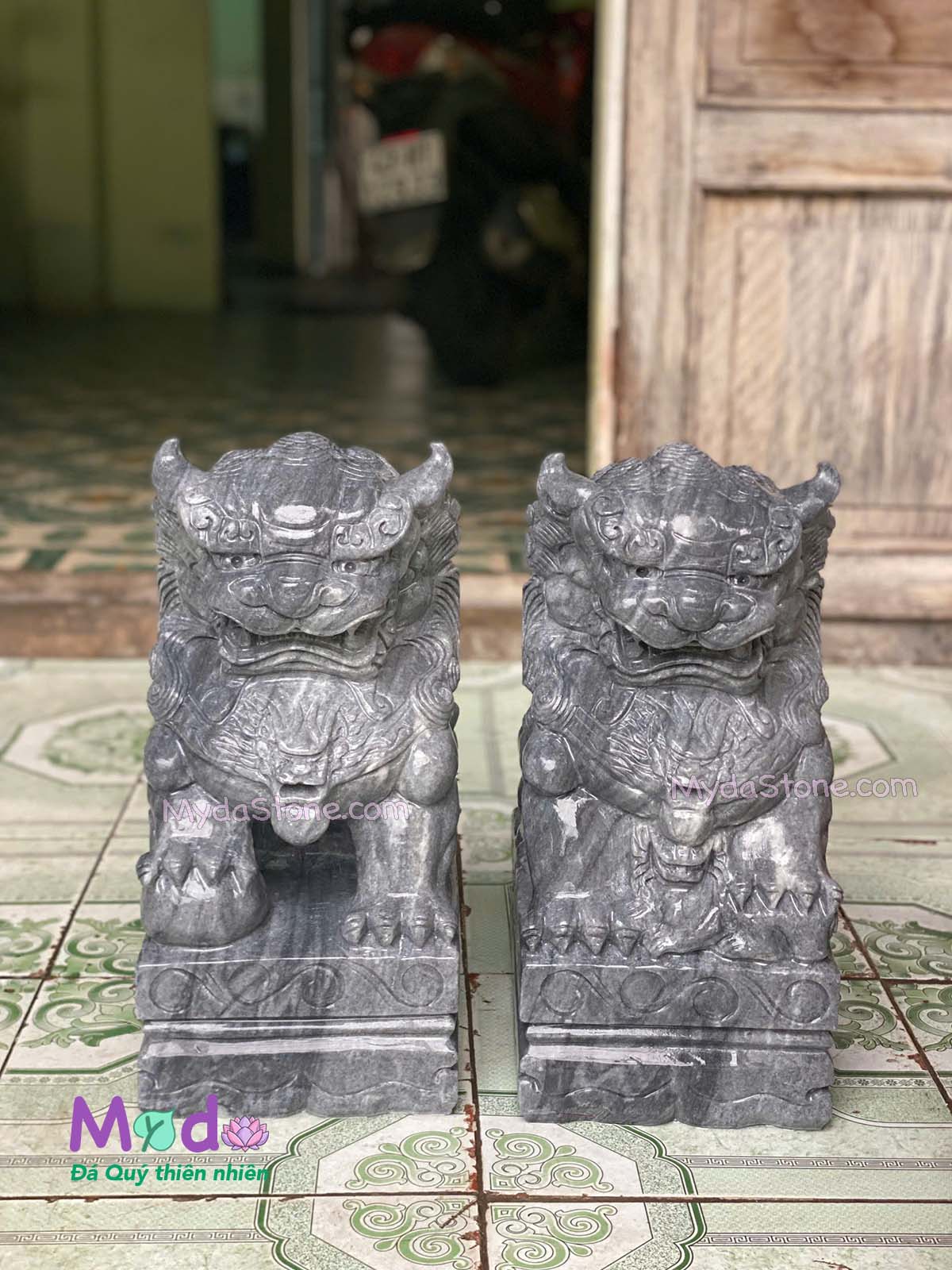Tượng Kỳ Lân để Mộ đá Cẩm Thạch Đen