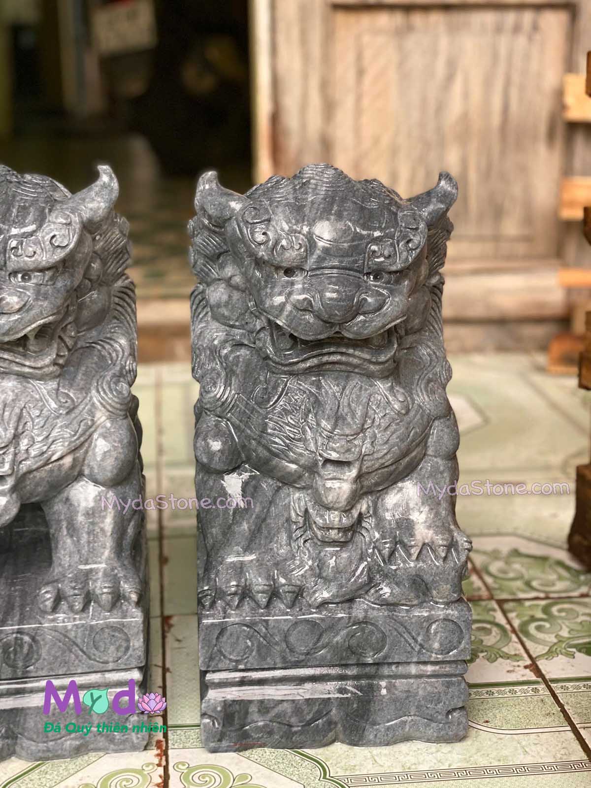 Tượng Kỳ Lân để Mộ đá Cẩm Thạch Đen
