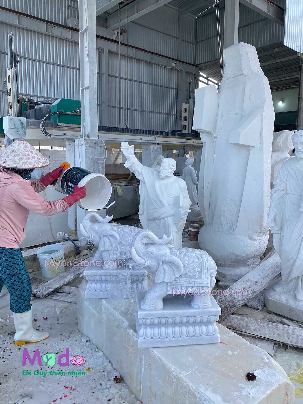 Tượng Voi để Lăng Mộ đá Cẩm Thạch Trắng