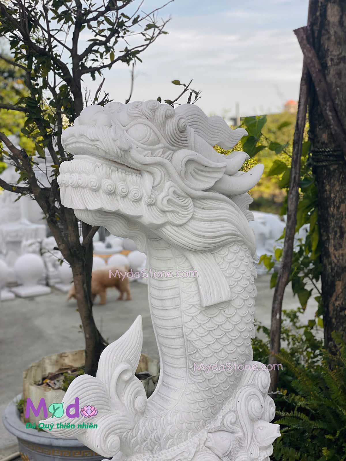 Tượng cá Chép Hoá Rồng đá Cẩm Thạch Trắng