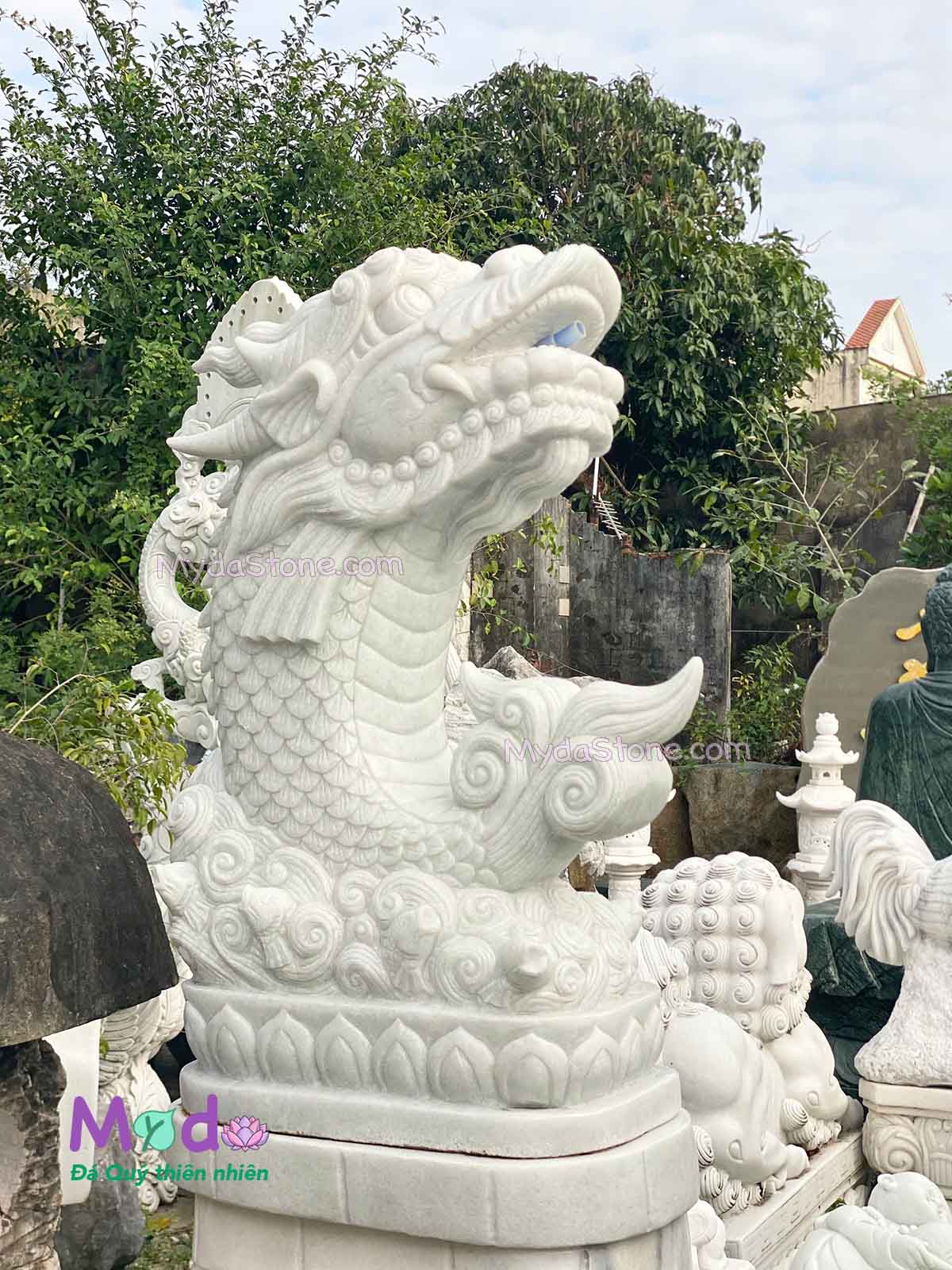 Tượng cá Chép Hoá Rồng đá Cẩm Thạch Trắng