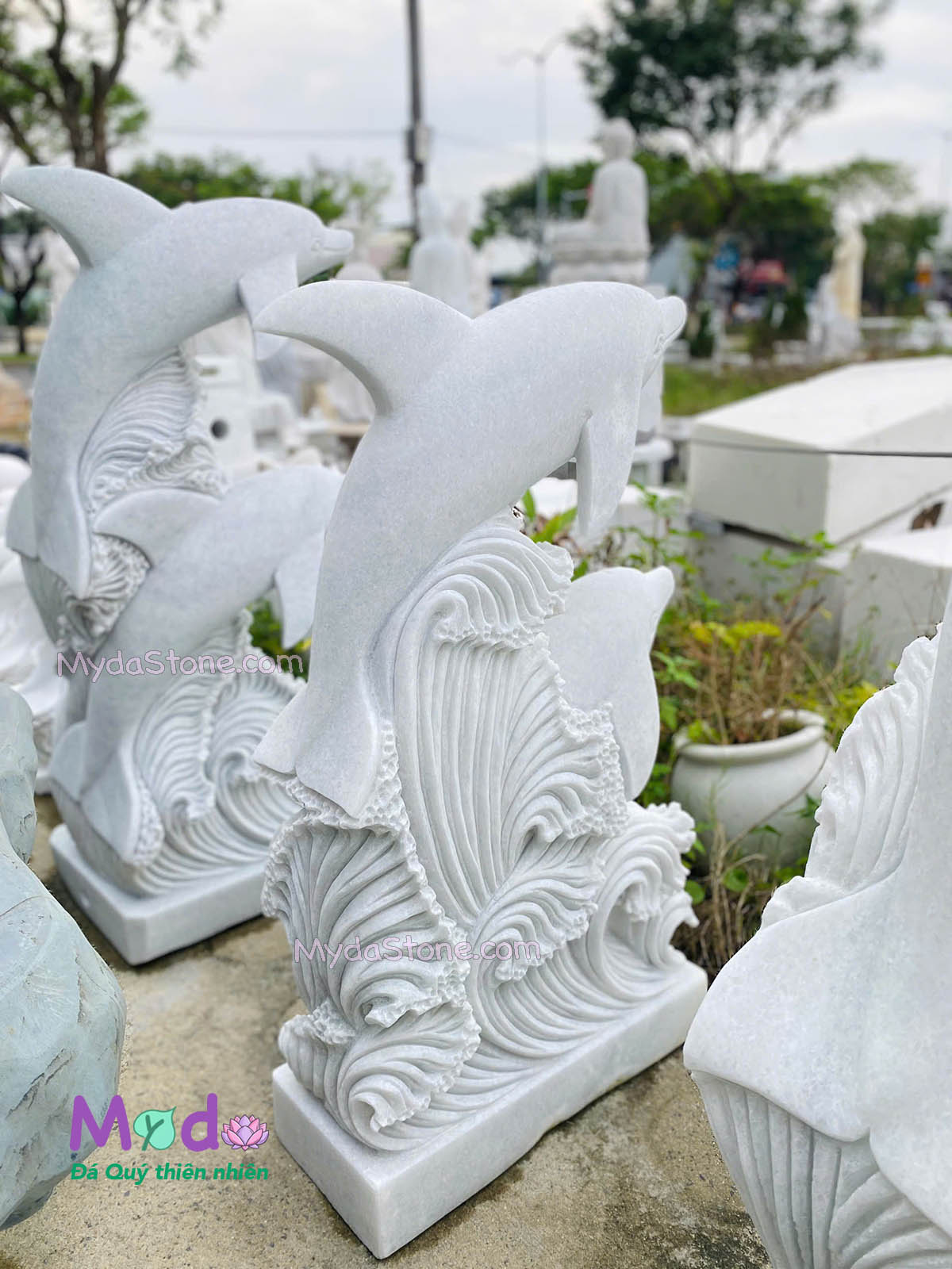 Tượng Cá Heo đá Cẩm Thạch Trắng Xanh