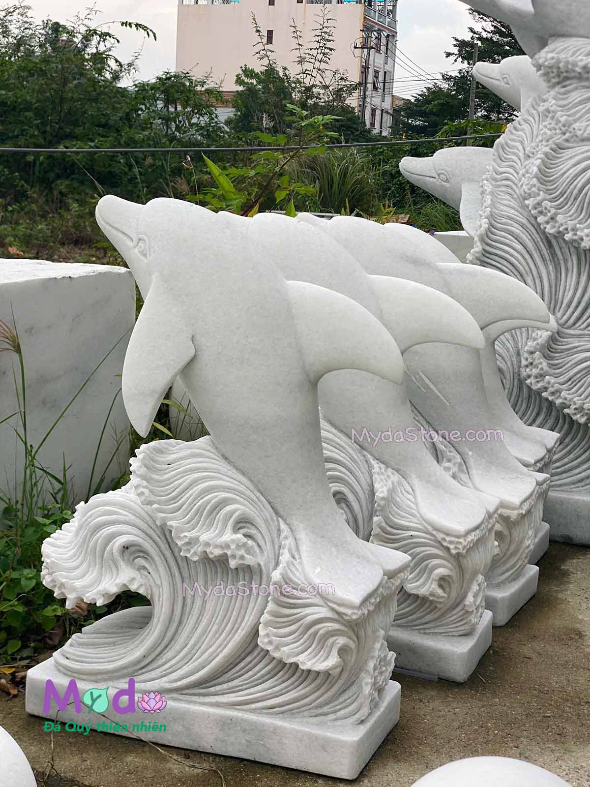Tượng Cá Heo đá Cẩm Thạch Trắng Xanh