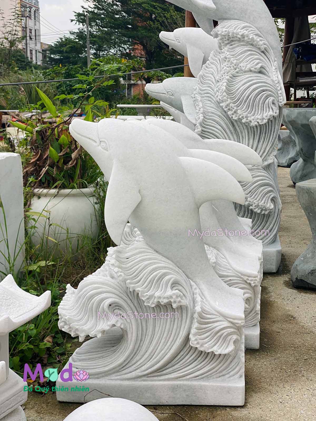 Tượng Cá Heo đá Cẩm Thạch Trắng Xanh