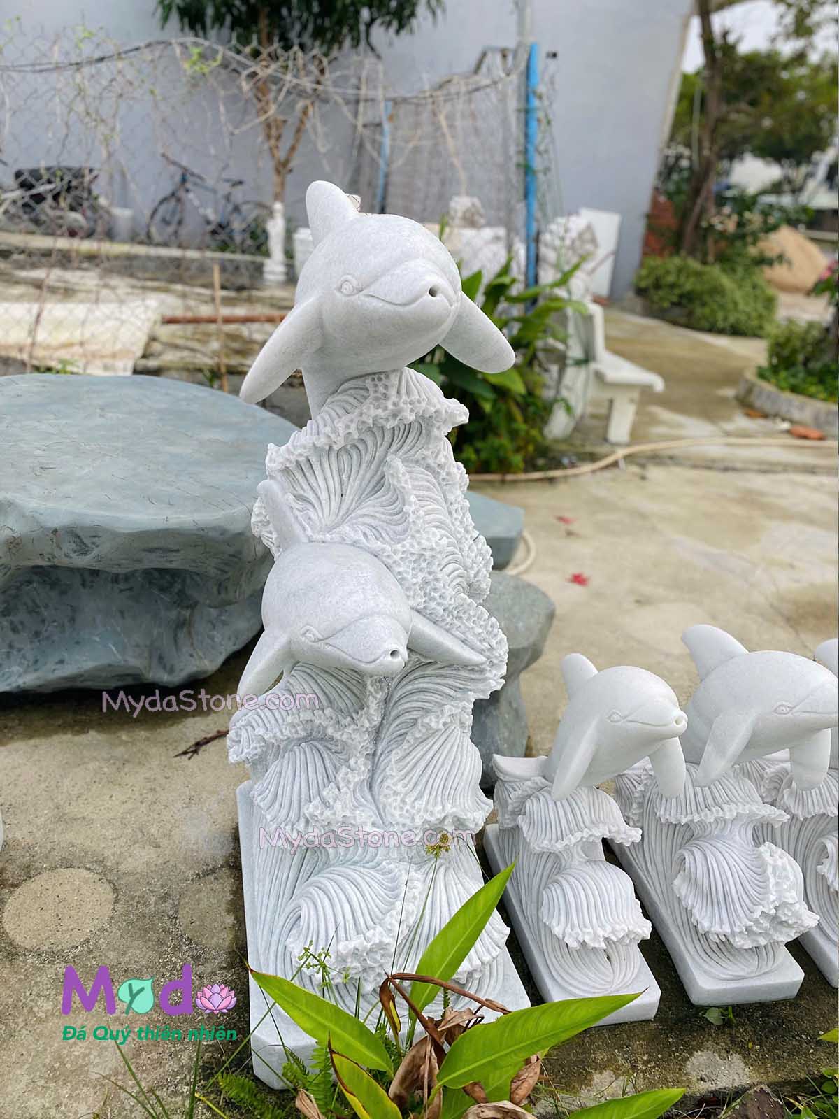 Tượng Cá Heo đá Cẩm Thạch Trắng Xanh