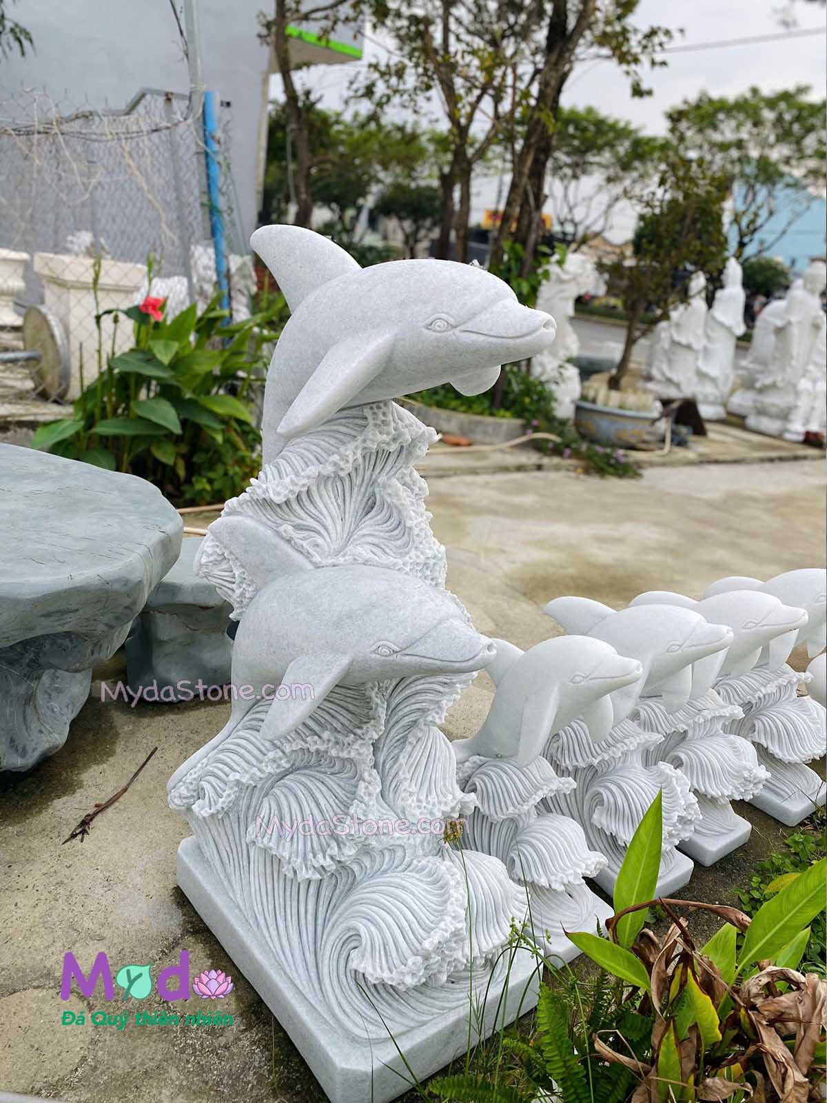 Tượng Cá Heo đá Cẩm Thạch Trắng Xanh
