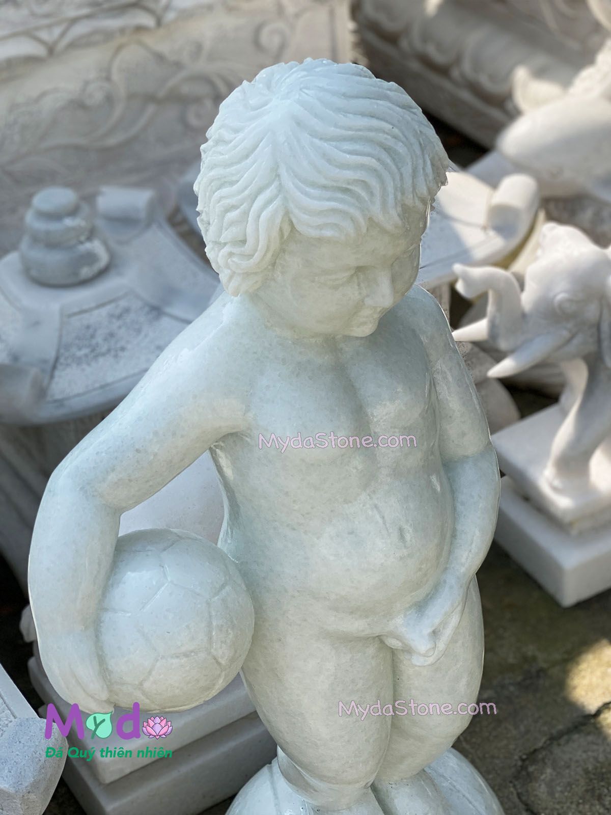 Chú Bé Đứng Tè Manneken Pis đá Cẩm Thạch Trắng Xanh