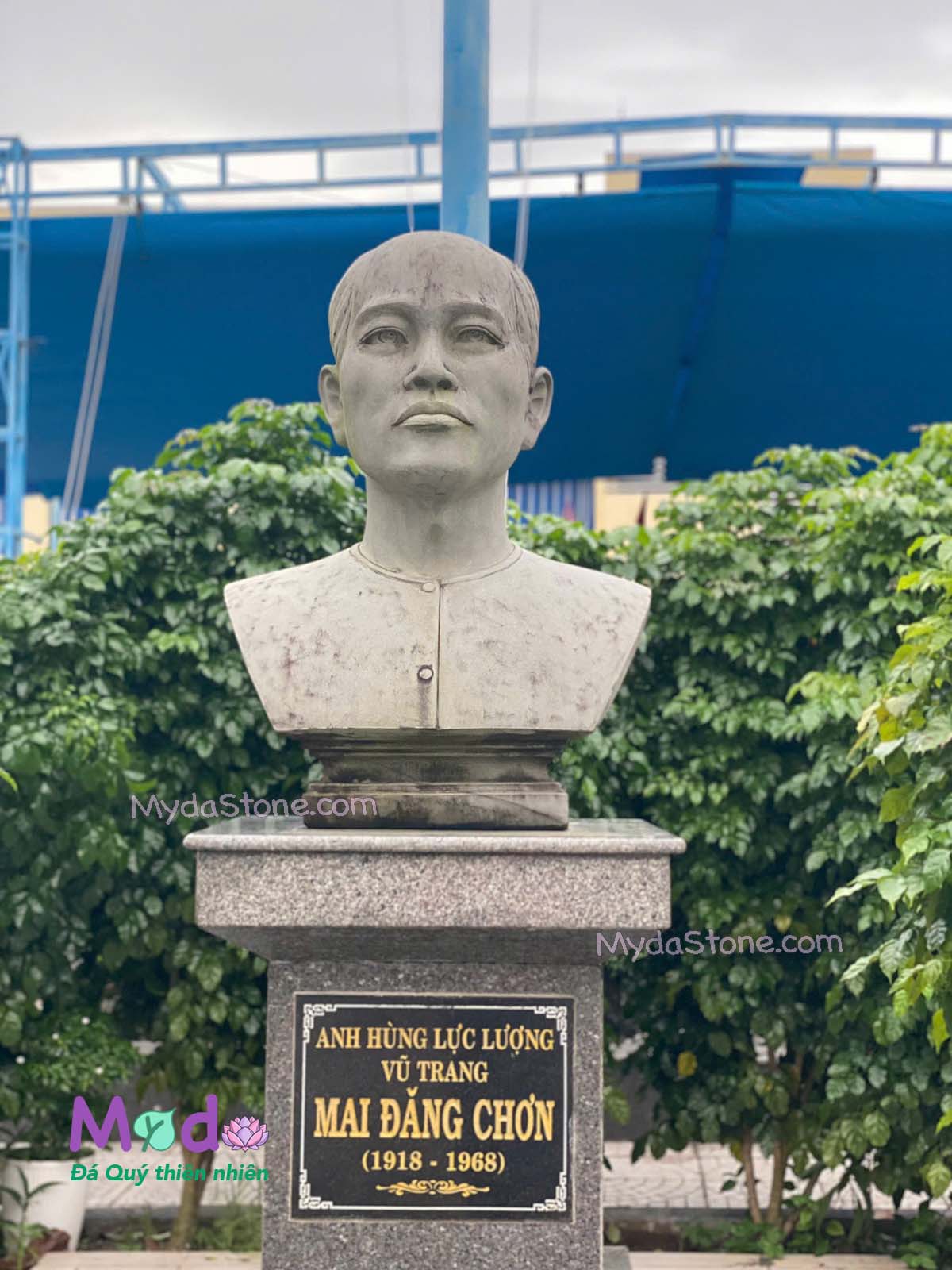 Tượng Chân dung Anh Hùng Mai Đăng Chơn đá Sa Thạch