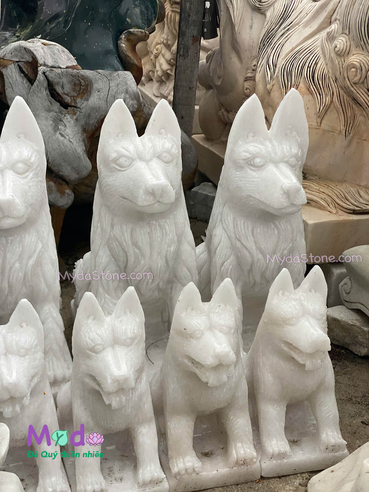 Tượng Chó Đá Cẩm Thạch Trắng