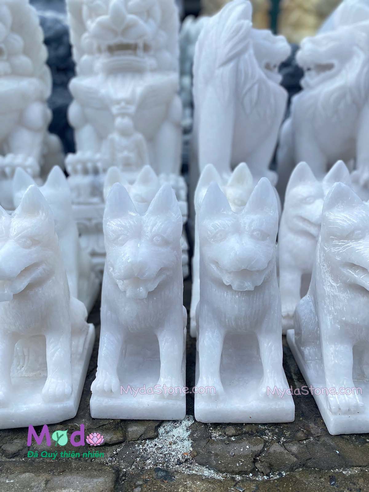 Tượng Chó Đá Cẩm Thạch Trắng