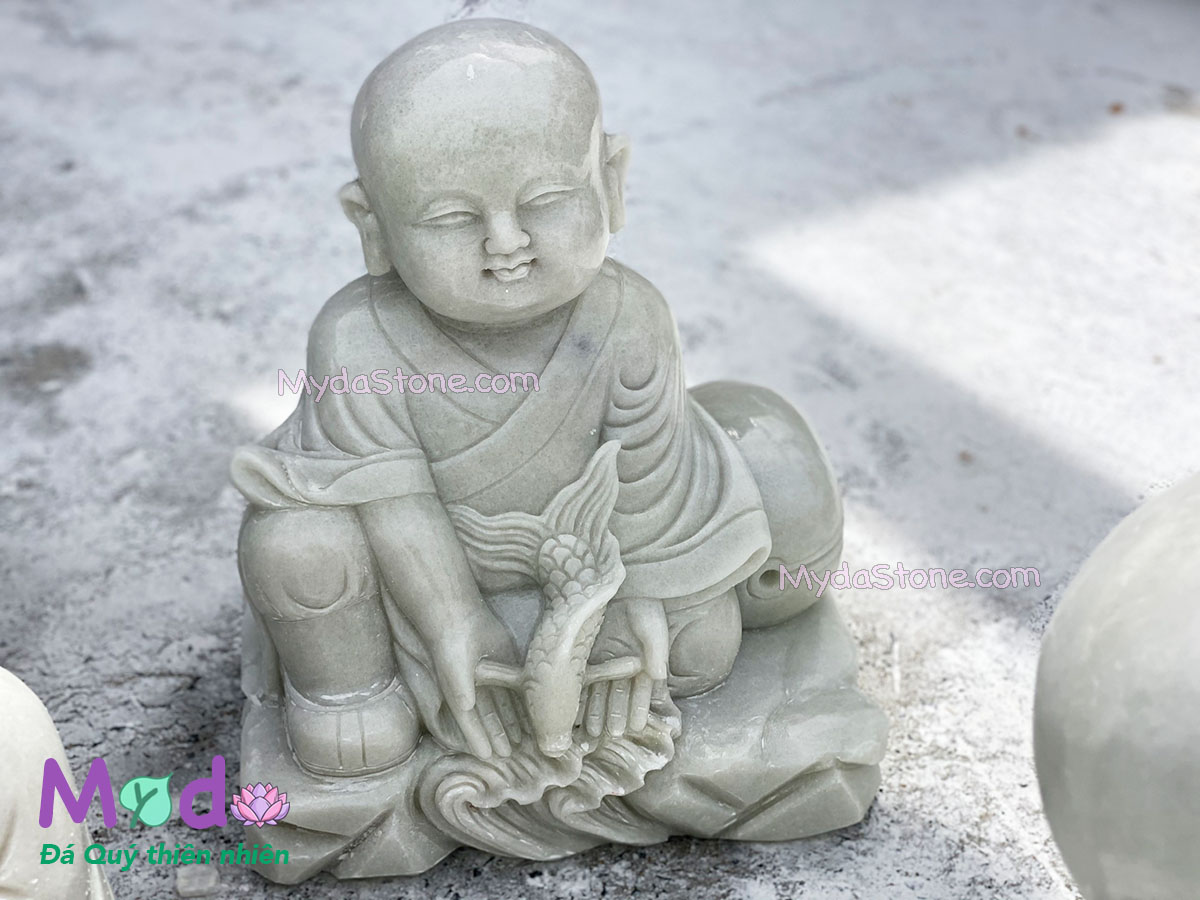 Tượng Chú Tiểu đá Cẩm Thạch Trắng