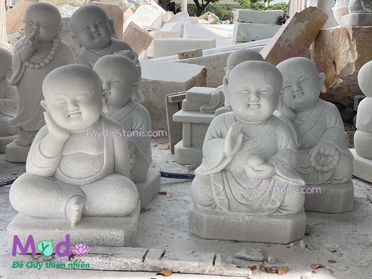 Tượng Chú Tiểu đá Cẩm Thạch Trắng