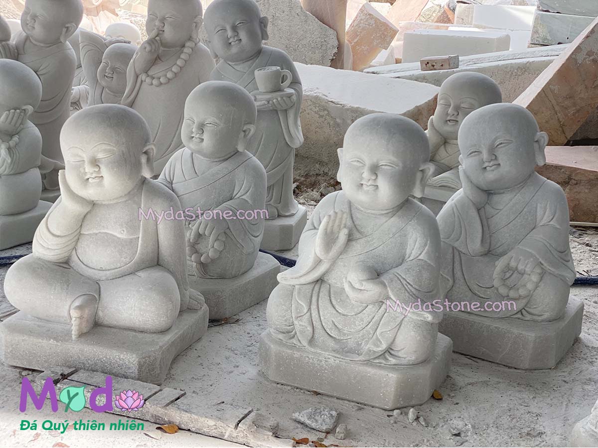 Tượng Chú Tiểu đá Cẩm Thạch Trắng