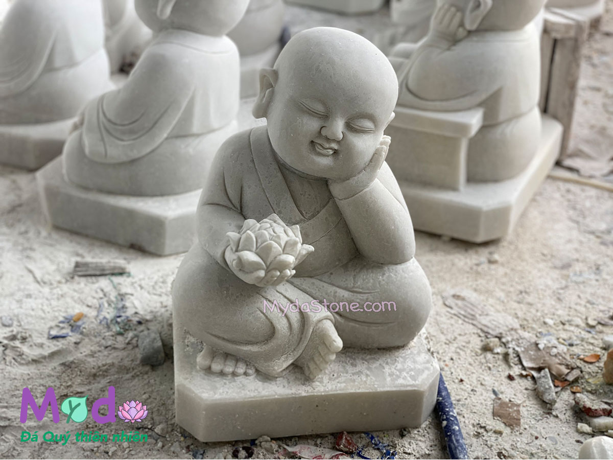 Tượng Chú Tiểu đá Cẩm Thạch Trắng