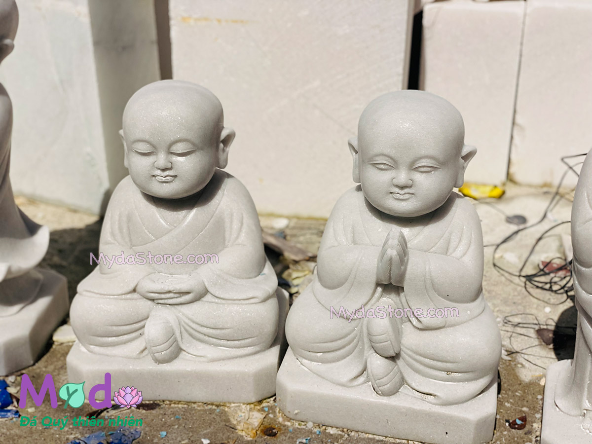 Tượng Chú Tiểu đá Cẩm Thạch Trắng