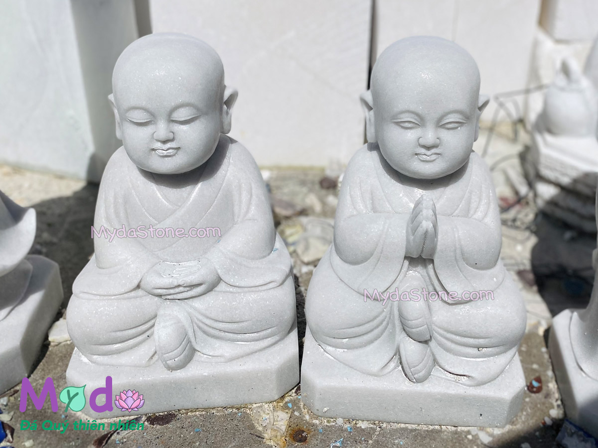 Tượng Chú Tiểu đá Cẩm Thạch Trắng