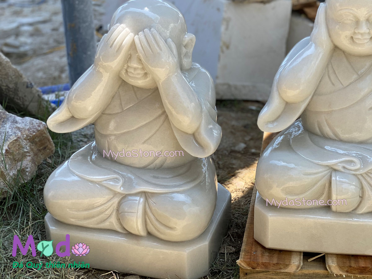 Tượng Chú Tiểu Tứ Không đá Cẩm Thạch Trắng